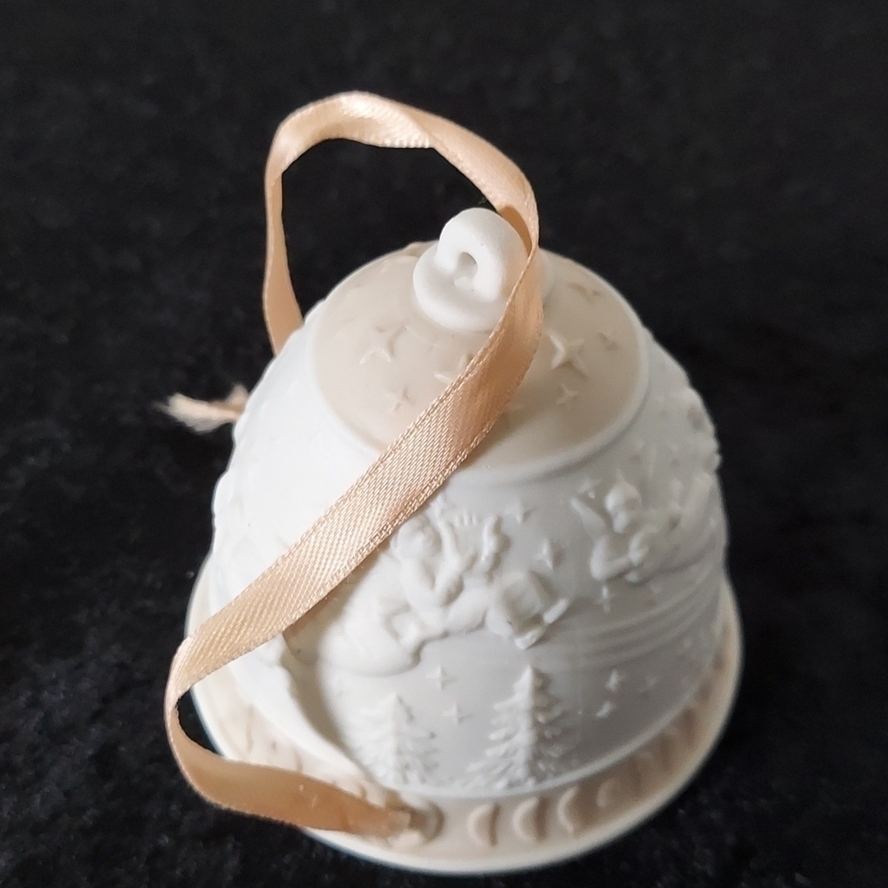 Lladro Christmas bell